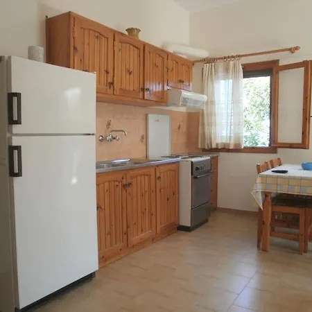 Apartmán 2 Space- Selfcatering Helen No 8 Xiropigado