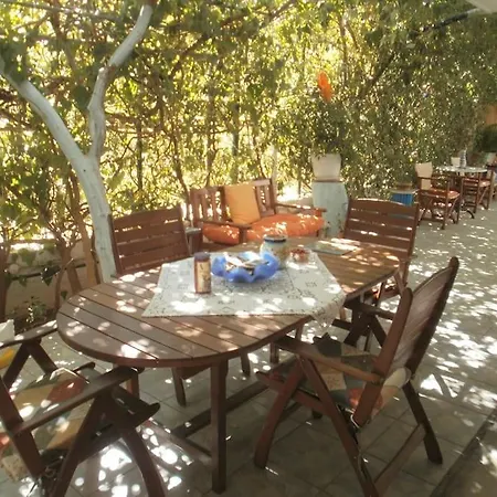 2 Space- Selfcatering Helen No 8 *