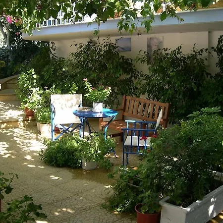 2 Space- Selfcatering Helen No 8